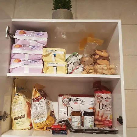 La Nicchia Nel Sasso *